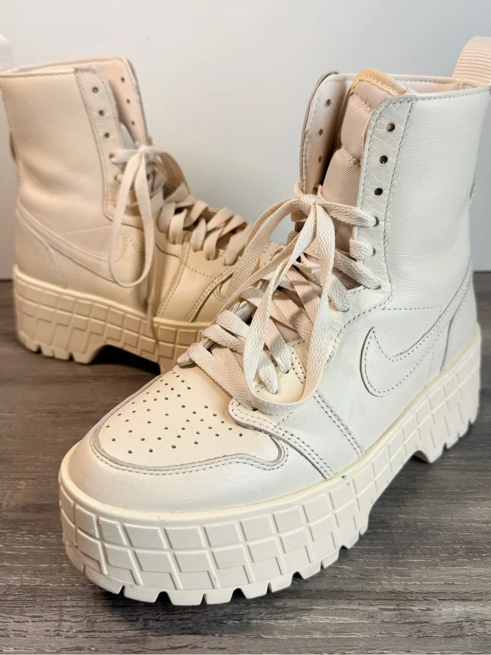 Nike Air Jordan 1 Brooklyn High Guava Ice Womens 7
